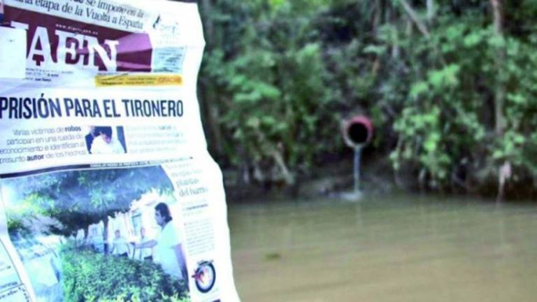 Aguas residuales que se vierten al río Aguascebas Aguas residuales que se vierten al río Aguascebas