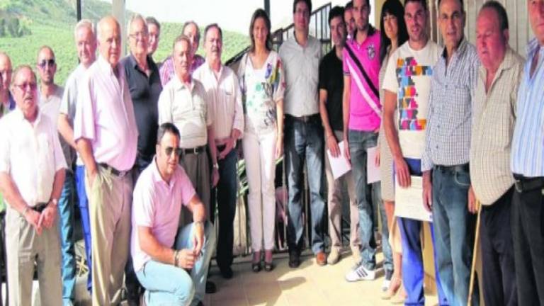 Nuevos técnicos en la poda del olivar Nuevos técnicos en la poda del olivar