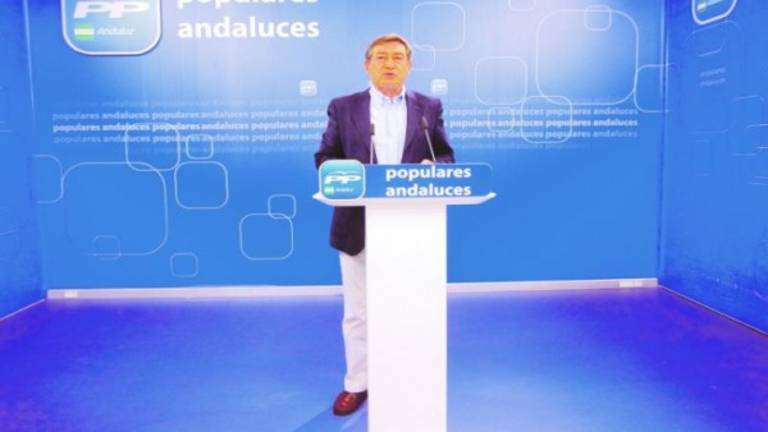 El PP pregunta cuántas tarjetas tiene la Junta El PP pregunta cuántas tarjetas tiene la Junta