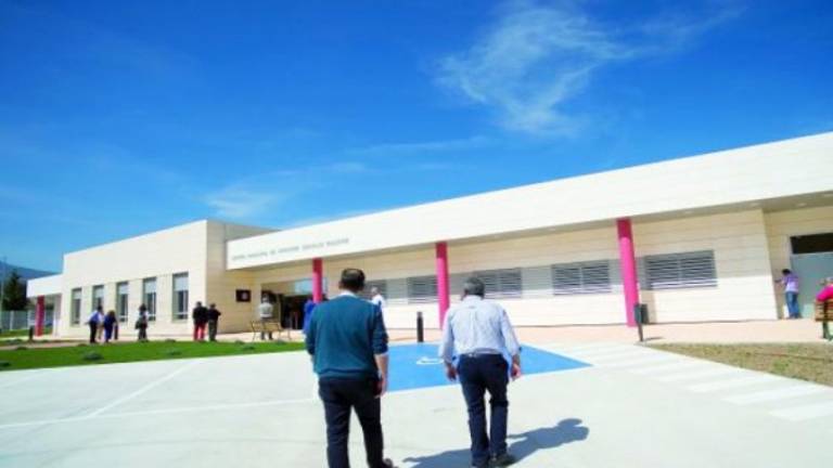 El centro de servicios sociales del Bulevar abre para “todos” El centro de servicios sociales del Bulevar abre para “todos”