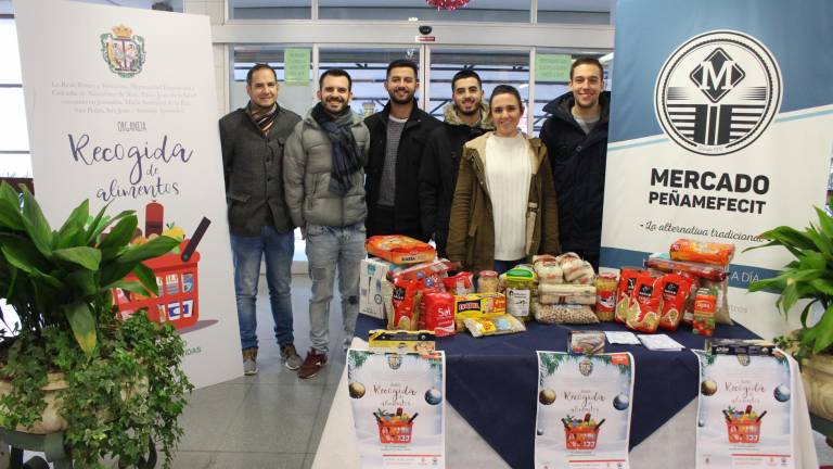 “Salud y paz” recoge más de 500 kilos de alimentos “Salud y paz” recoge más de 500 kilos de alimentos