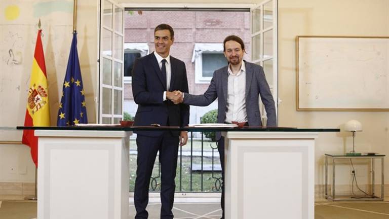 El salario mínimo subirá a 900 euros en 2019 El salario mínimo subirá a 900 euros en 2019