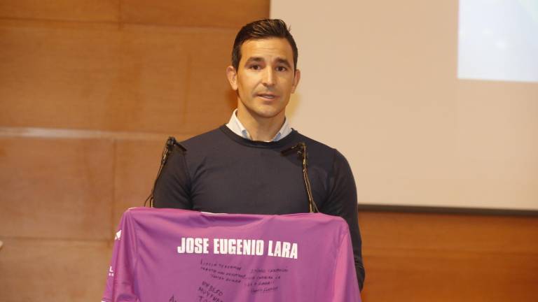 Un ejemplo de espíritu, trabajo y profesionalidad Un ejemplo de espíritu, trabajo y profesionalidad