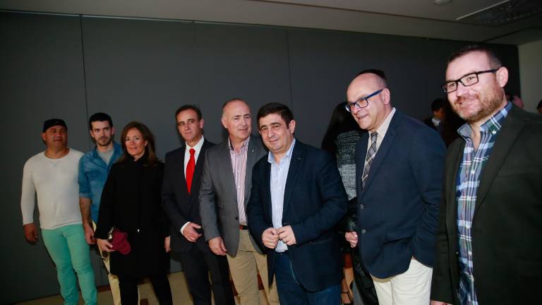 El fútbol sala de Jaén da la bienvenida a las fiestas El fútbol sala de Jaén da la bienvenida a las fiestas
