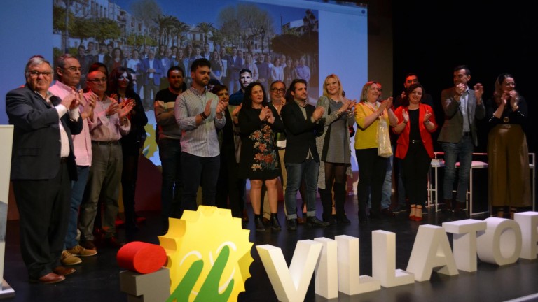 Izquierda Unida Villatorres presenta a sus 30 candidatos