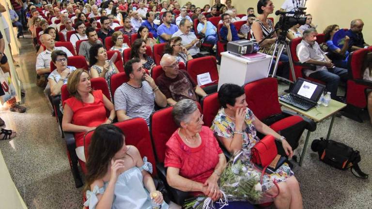 El homenaje a “Cencerro” llenó la Casa de la Juventud