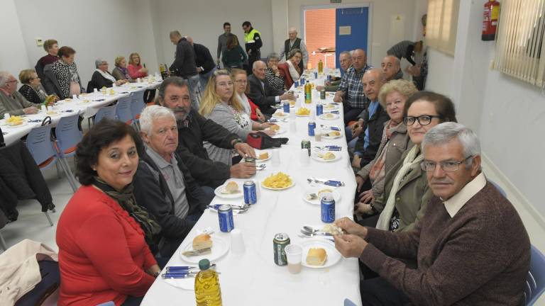 Convivencia y comida en Las Infantas Convivencia y comida en Las Infantas