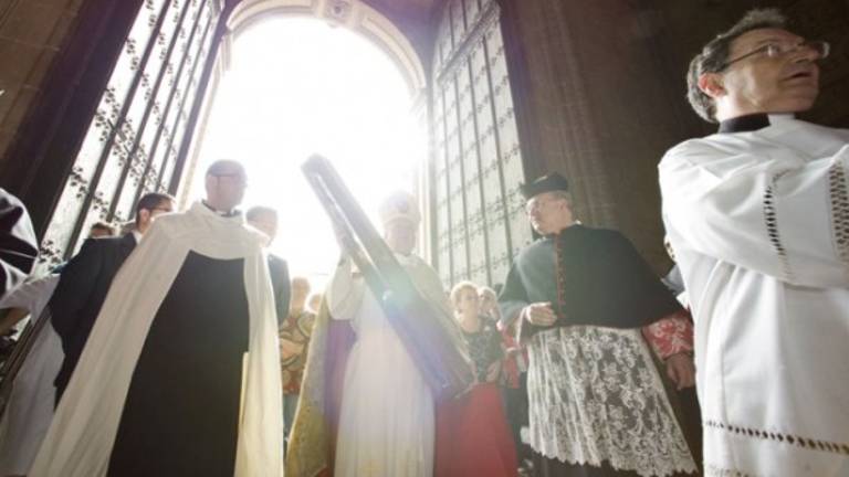 El bastón de Santa Teresa llega con una peregrinación