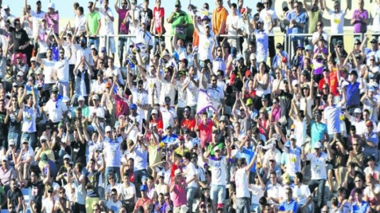 El Real Jaén bate su récord de abonados en Segunda B El Real Jaén bate su récord de abonados en Segunda B