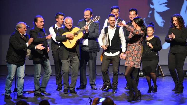 La ciudad recuerda a Paco de Lucía con una calle y una fiesta en su honor