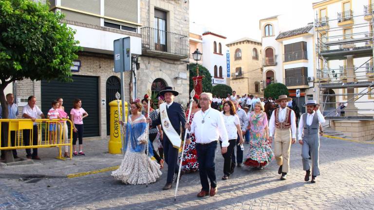 Una romería celebrada para los nativos que están ausentes