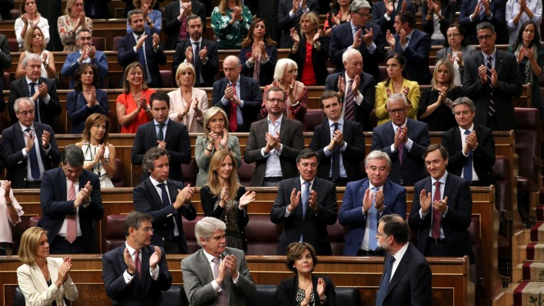 Rajoy insta a Puigdemont a que certifique si hay independencia