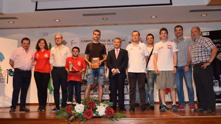 El campeón no da tregua en el Nacional