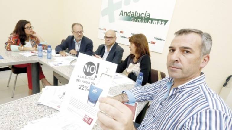 Los socialistas “encauzan” el malestar por el auge del agua Los socialistas “encauzan” el malestar por el auge del agua