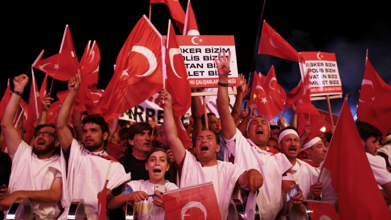 Estado de emergencia en Turquía tras el golpe