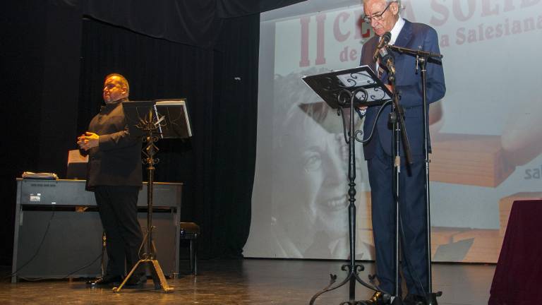 Homenaje a Paloma Gómez Borrero Homenaje a Paloma Gómez Borrero
