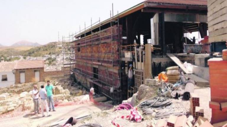 Las obras de la Trinidad se reactivan tras cuatro meses Las obras de la Trinidad se reactivan tras cuatro meses