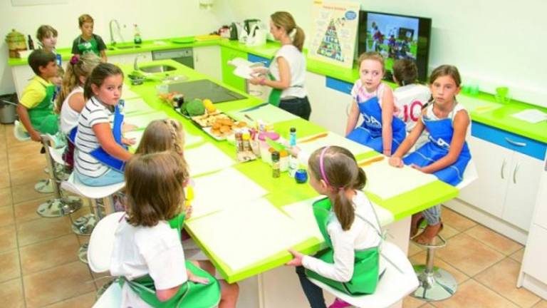 Formación para menores sobre la cultura oleícola Formación para menores sobre la cultura oleícola