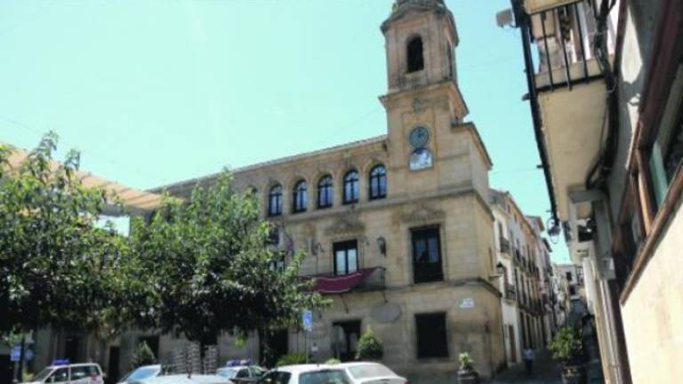 Dos bolsas de trabajo a cargo del Ayuntamiento Dos bolsas de trabajo a cargo del Ayuntamiento