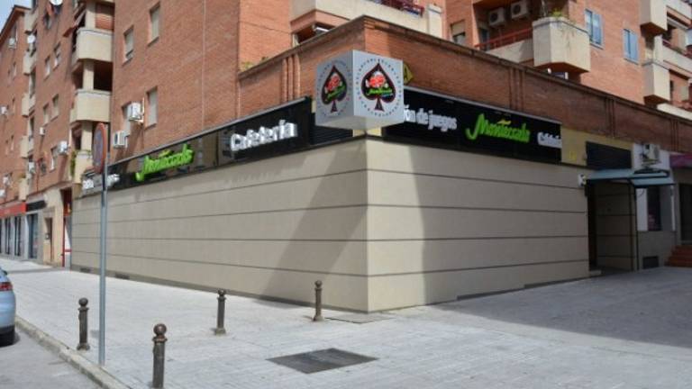 Atraca a mano armada en un salón de recreativos en Linares Atraca a mano armada en un salón de recreativos en Linares