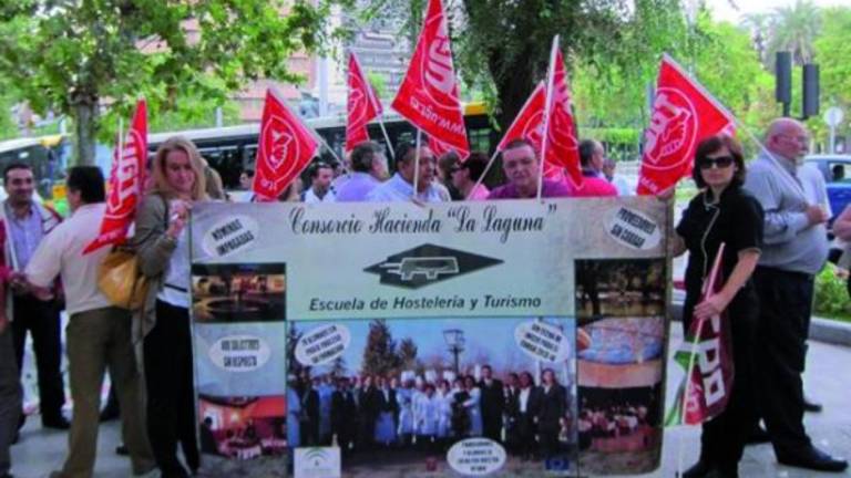 Nueva promesa incumplida a la plantilla de La Laguna Nueva promesa incumplida a la plantilla de La Laguna