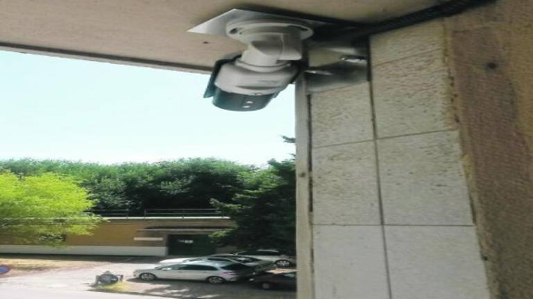 Personal del hospital denuncia que los vigilan de forma “ilegal” Personal del hospital denuncia que los vigilan de forma “ilegal”