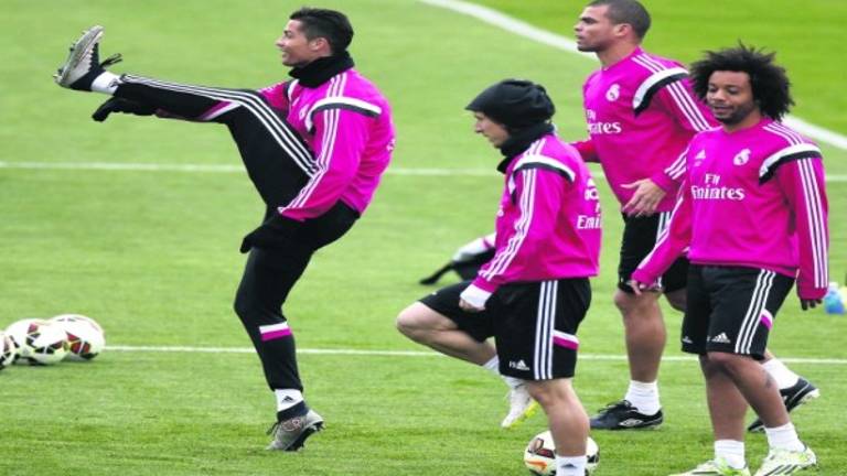 Cruce de rachas en el clásico Cruce de rachas en el clásico