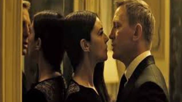 Bond pierde personalidad Bond pierde personalidad