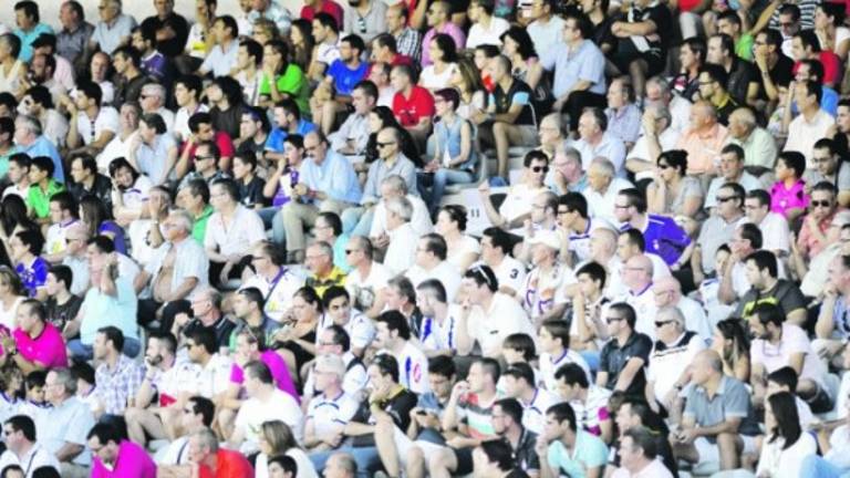 Respaldo de 4.417 socios para el Real Jaén Respaldo de 4.417 socios para el Real Jaén
