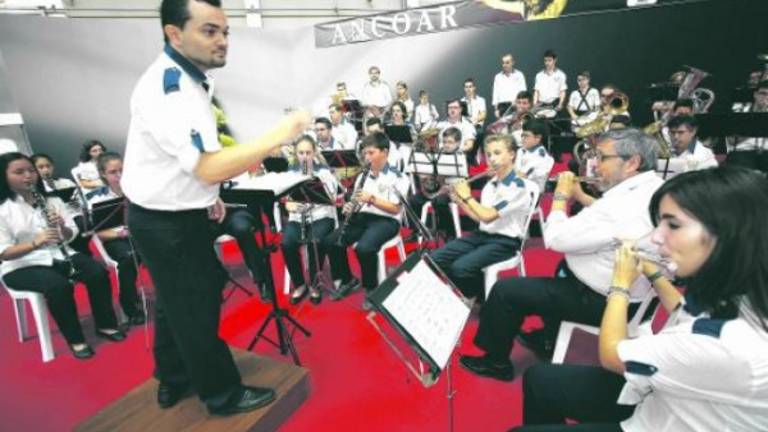 ANCOAR La cita de arte cofrade vuelve con novedades y mucho ritmo ANCOAR La cita de arte cofrade vuelve con novedades y mucho ritmo