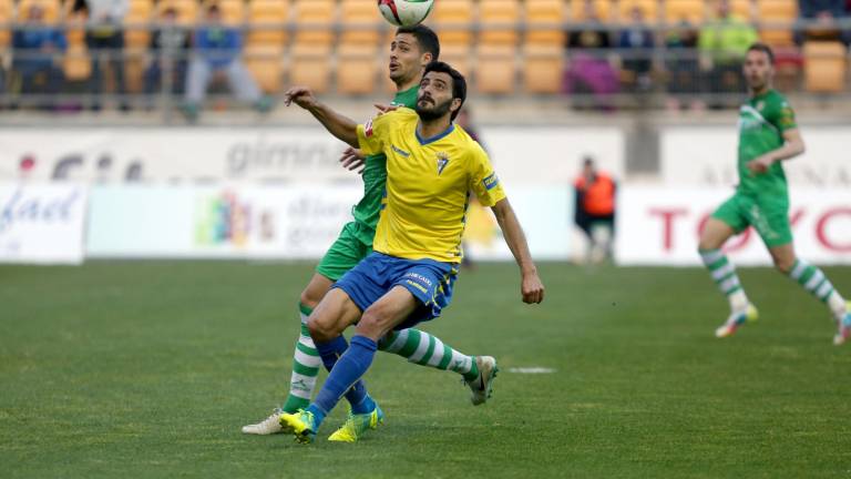 Derrota lógica en Cádiz y freno a la progresión Derrota lógica en Cádiz y freno a la progresión