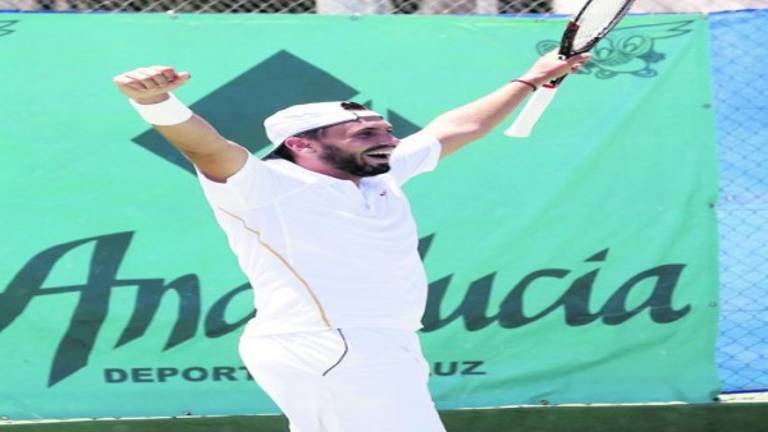 Carlos Gómez se corona en Martos Carlos Gómez se corona en Martos