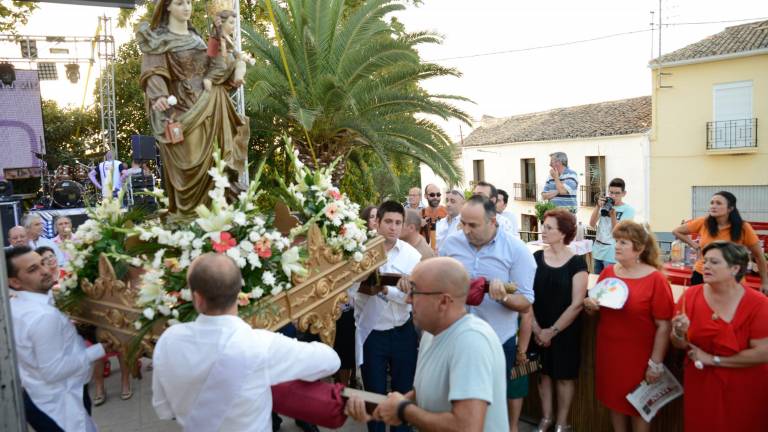 La canícula no puede con el amor a la Virgen