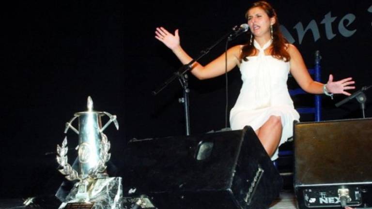 Cante y baile echan a andar Cante y baile echan a andar