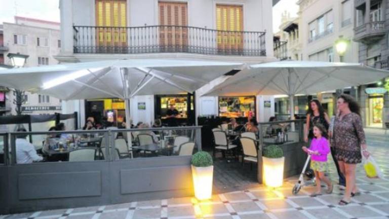 Temor de los hosteleros al cierre de las terrazas 15 días Temor de los hosteleros al cierre de las terrazas 15 días