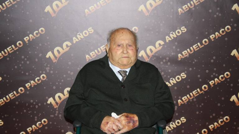 cien años llenos de cariño cien años llenos de cariño