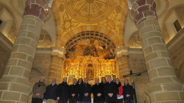 La cúpula de la parroquia San Pedro Apóstol vuelve a relucir La cúpula de la parroquia San Pedro Apóstol vuelve a relucir