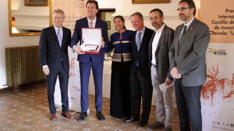 Un prestigioso reconocimiento Un prestigioso reconocimiento