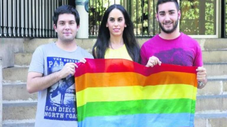 “Juventudes” ondea una bandera con mucho orgullo “Juventudes” ondea una bandera con mucho orgullo