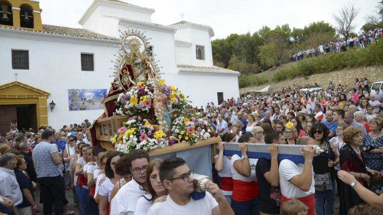 Un pueblo entregado a la Virgen de la Fuensanta