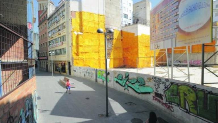 El PSOE ve un “mal menor” en reabrir al tráfico San Clemente El PSOE ve un “mal menor” en reabrir al tráfico San Clemente