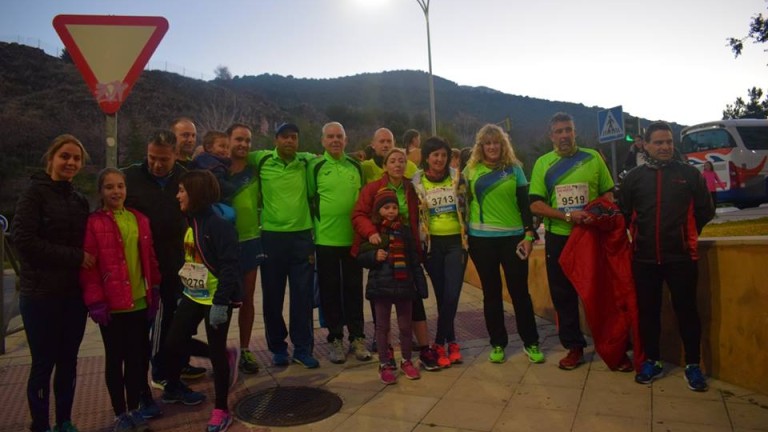 Atletas de Oliva Jaén disfrutan en la carrera