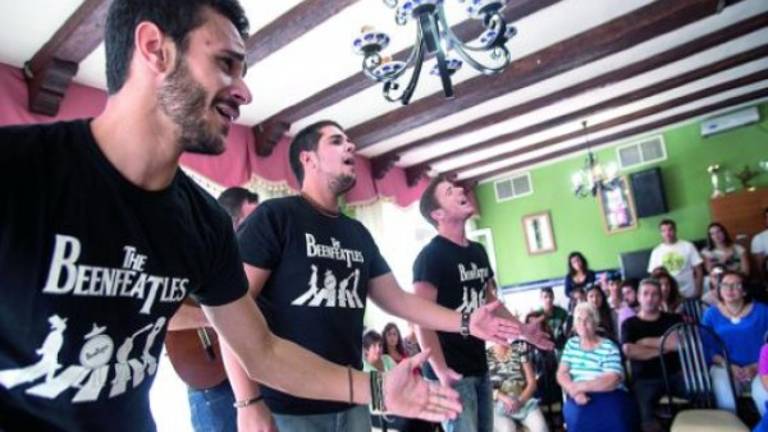 Carnaval con fines solidarios al final del verano Carnaval con fines solidarios al final del verano