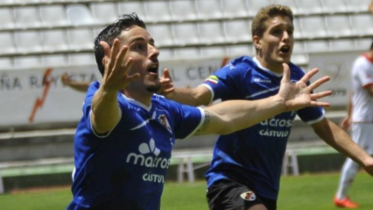 El Linares gana y se clasifica para la última eliminatoria de ascenso a Segunda B