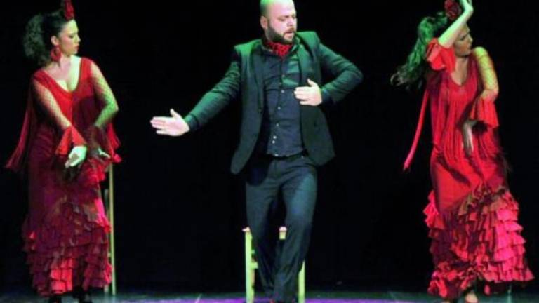 El flamenco y el teatro para ganar batallas de héroes El flamenco y el teatro para ganar batallas de héroes
