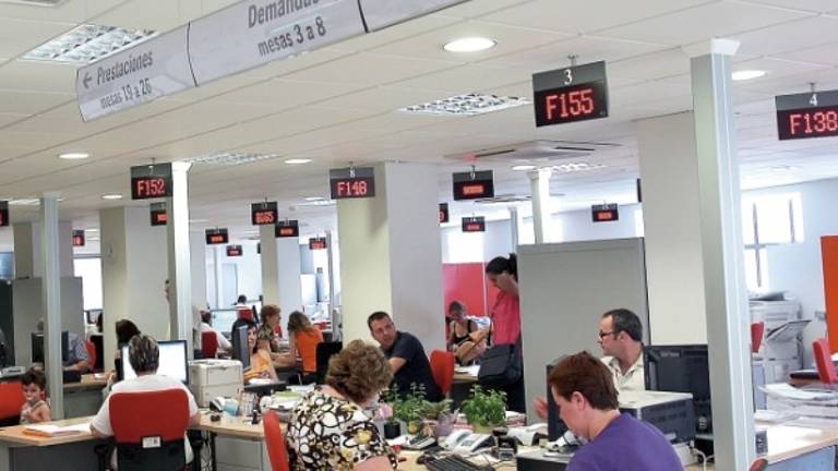 Las familias sin ingresos agotan sus posibilidades Las familias sin ingresos agotan sus posibilidades