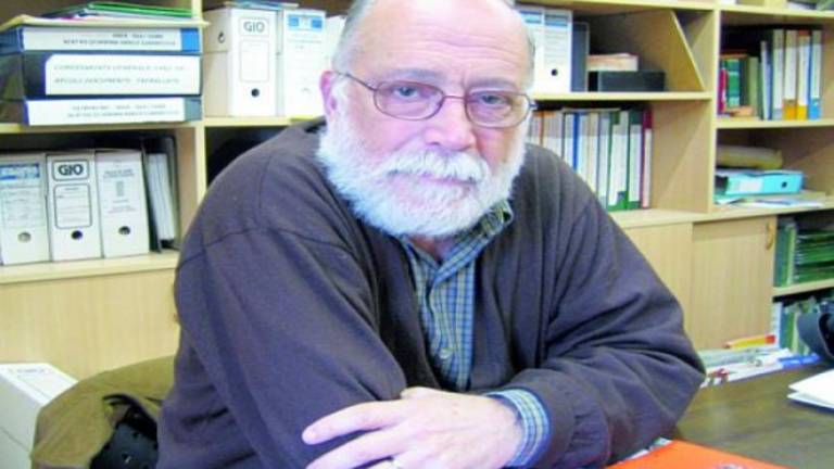 Arcadi Oliveres Boadella: La cooperación está abandonada” Arcadi Oliveres Boadella: La cooperación está abandonada”