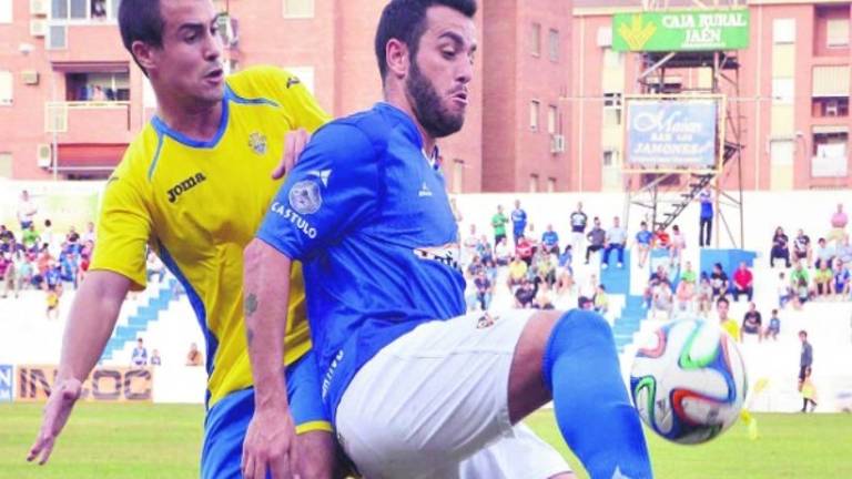 El Linares no se fía de un Alhaurín peligroso El Linares no se fía de un Alhaurín peligroso