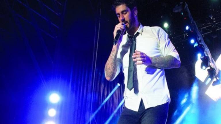 Miles de ubetenses “viven” al ritmo que marca Melendi Miles de ubetenses “viven” al ritmo que marca Melendi