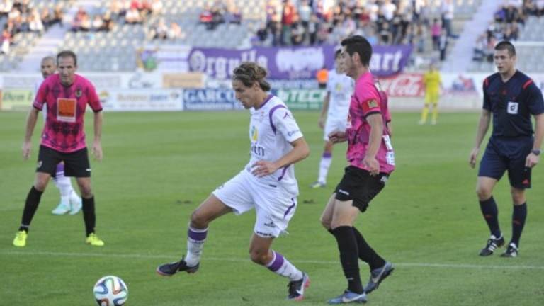 El Real Jaén se muestra impotente y cae derrotado en Cáceres (1-0) El Real Jaén se muestra impotente y cae derrotado en Cáceres (1-0)